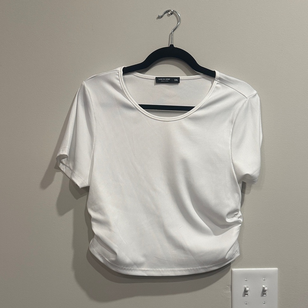 SHEIN White Short Sleeve Tee